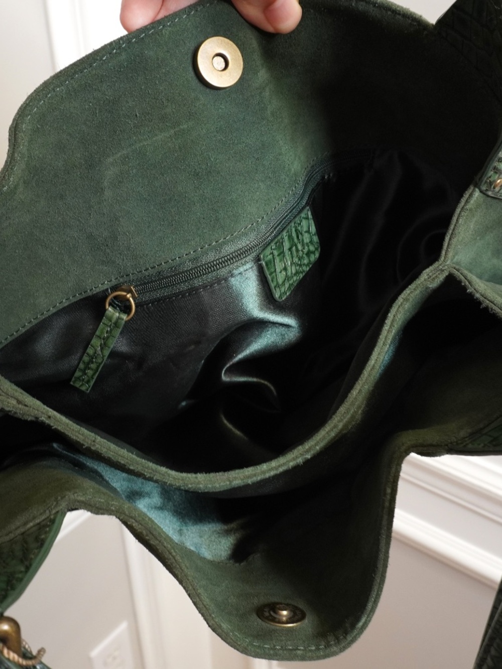 NEW Pollini Italian 100% Suede Leather Olive Green with Croc Embossed Details - Picture 3 of 5